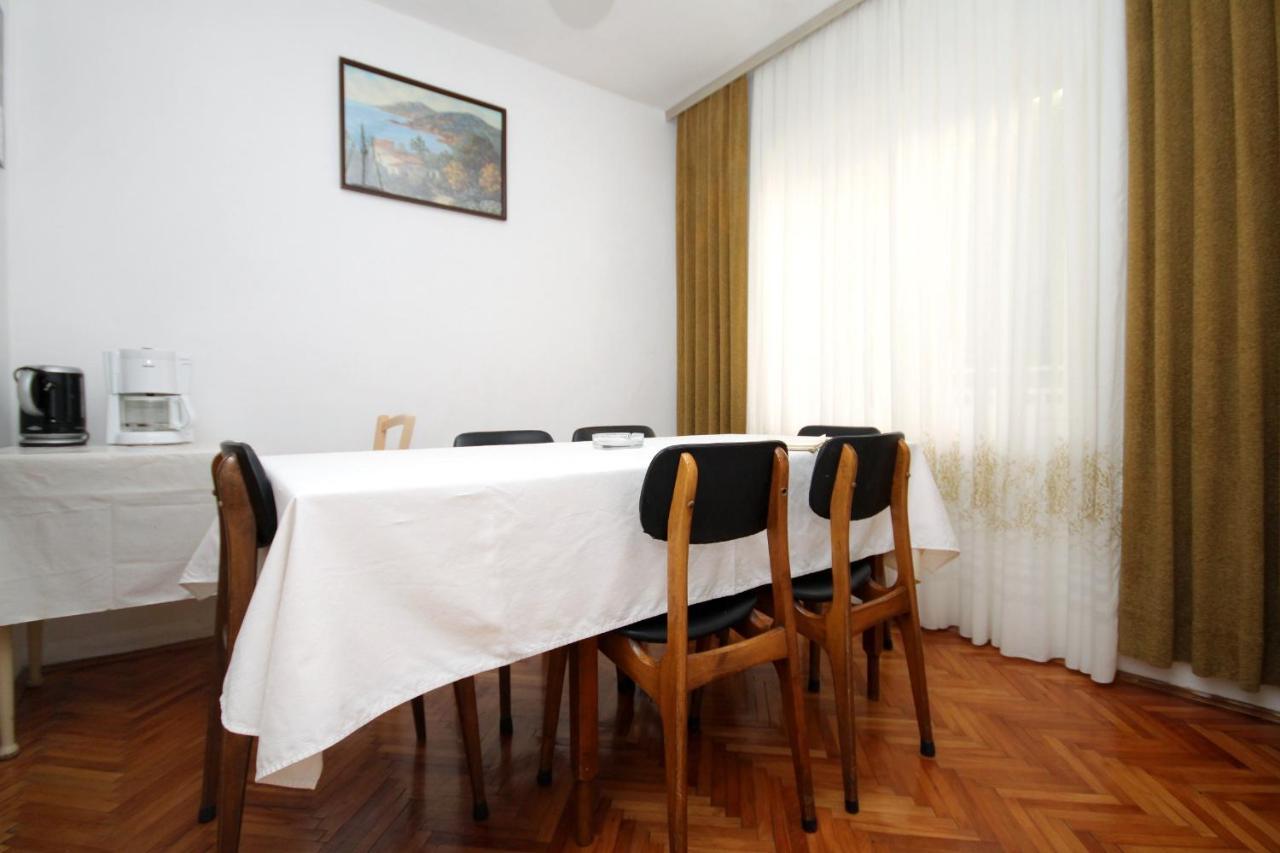 Apartment With A Parking Space - 9099