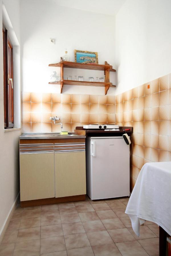 Apartment With A Parking Space - 9099 Dubrovnik